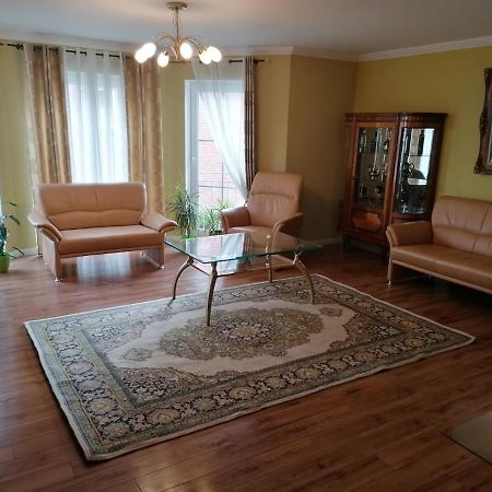 Grosses 4 Zimmer Apartment Naehe Messe Ганновер Экстерьер фото