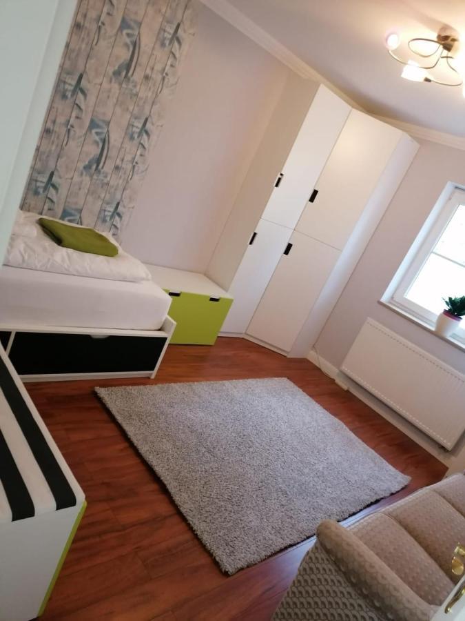 Grosses 4 Zimmer Apartment Naehe Messe Ганновер Экстерьер фото